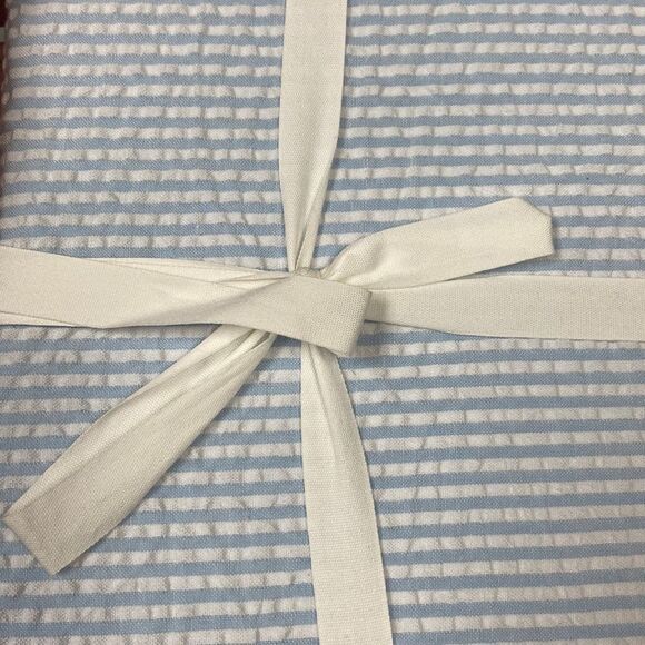 Aqua SEERSUCKER DECO 2 SHAMS - Picture 4 of 4